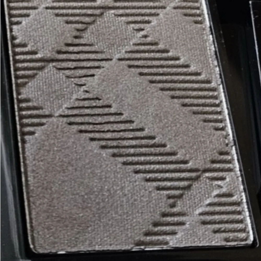 Burberry #303 Storm Grey Eyeshadow New in box